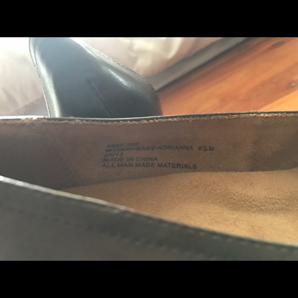 Heels - Picture 6 of 6